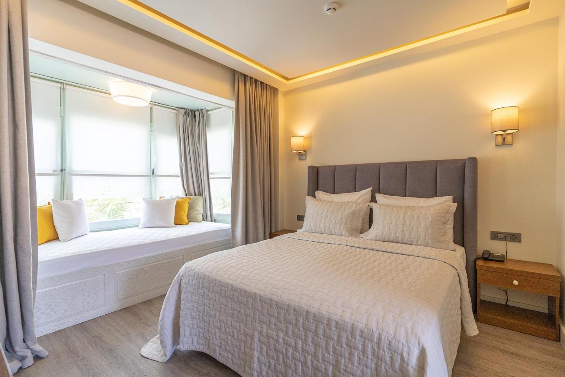 Casa Luna Hotel - Adult Only Алакати Екстериор снимка
