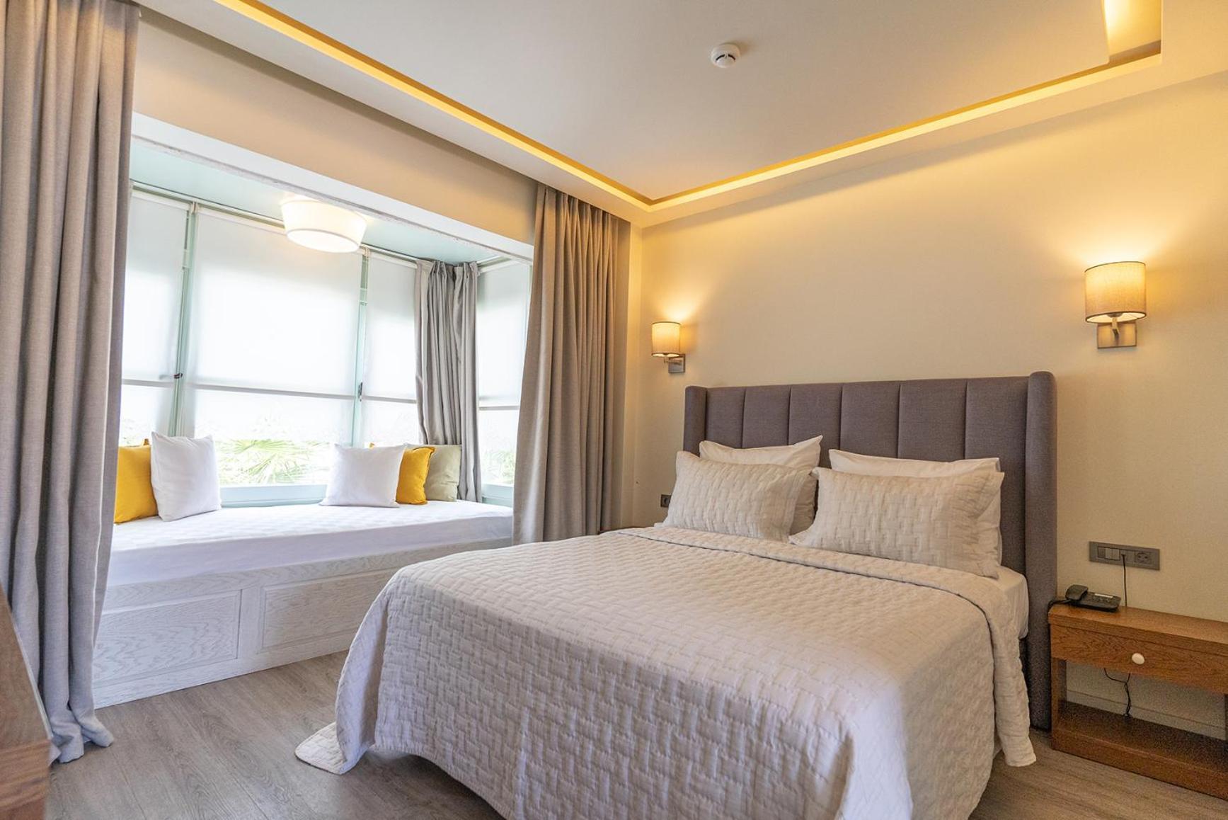 Casa Luna Hotel - Adult Only Алакати Екстериор снимка